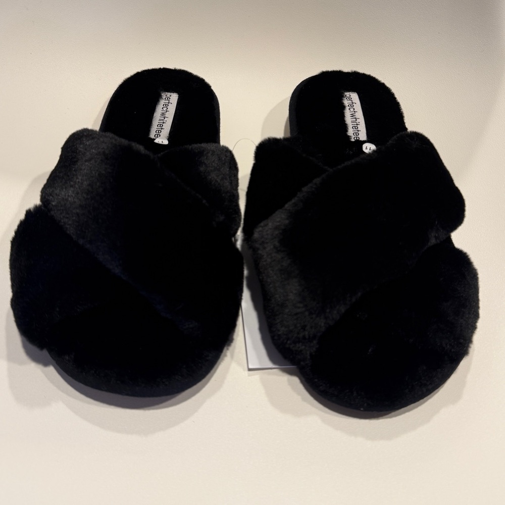 Perfectwhitetee fur slippers - Picture 3 of 4